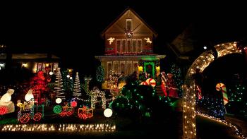 Dyker Heights, Brooklyn is known for its over-the-top holiday decorations. The light displays get more and more elaborate each year. Dyker Heights, Brooklyn is known for its over-the-top holiday decorations. The light displays get more and more elaborate each year.